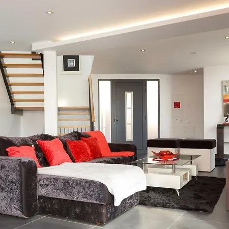 Villa Maciel *
